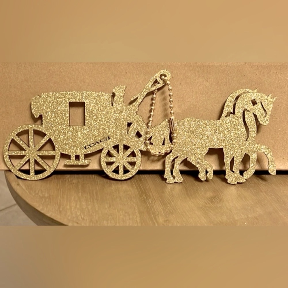 Rare✨Limited Edition Coach Horse And Carriage Oversized Bag Charm-NWOT